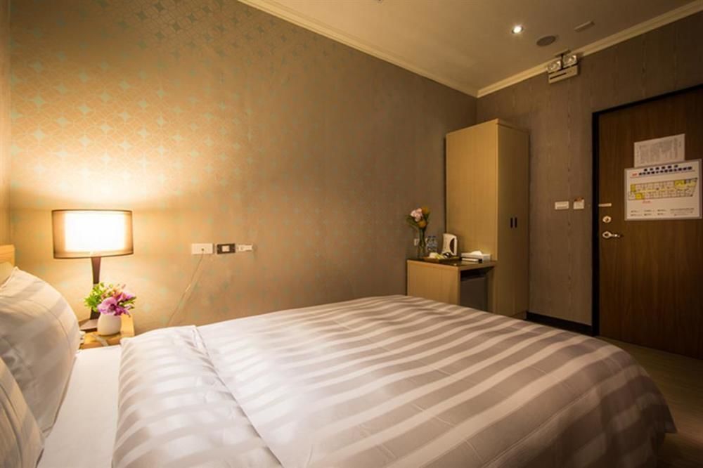A casa Hotel Taoyuan Exterior foto