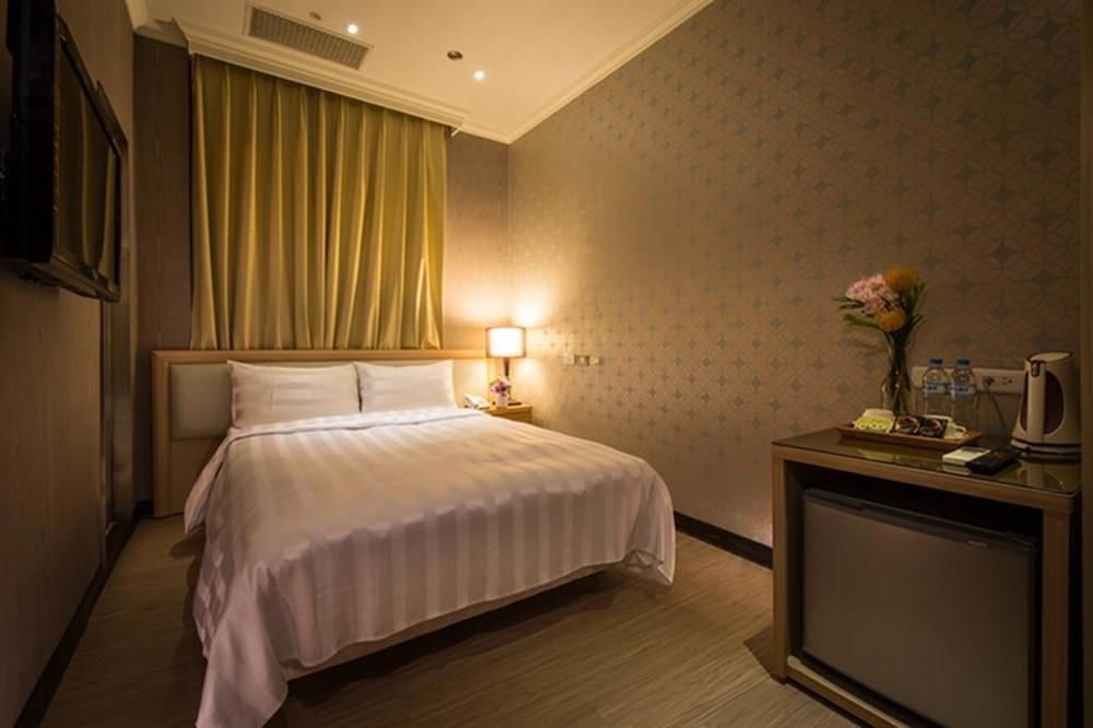 A casa Hotel Taoyuan Exterior foto