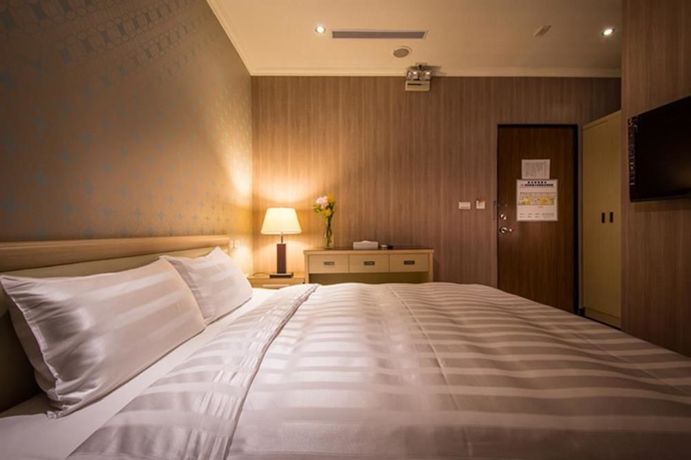 A casa Hotel Taoyuan Exterior foto