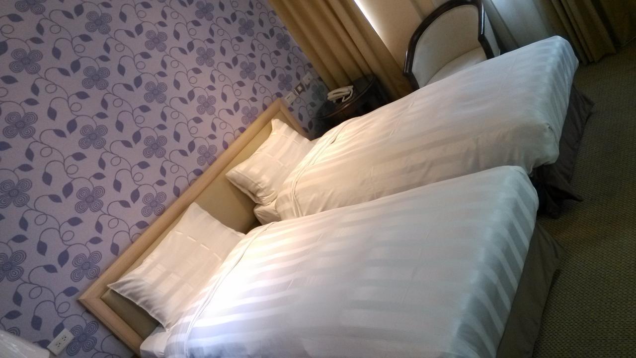 A casa Hotel Taoyuan Exterior foto