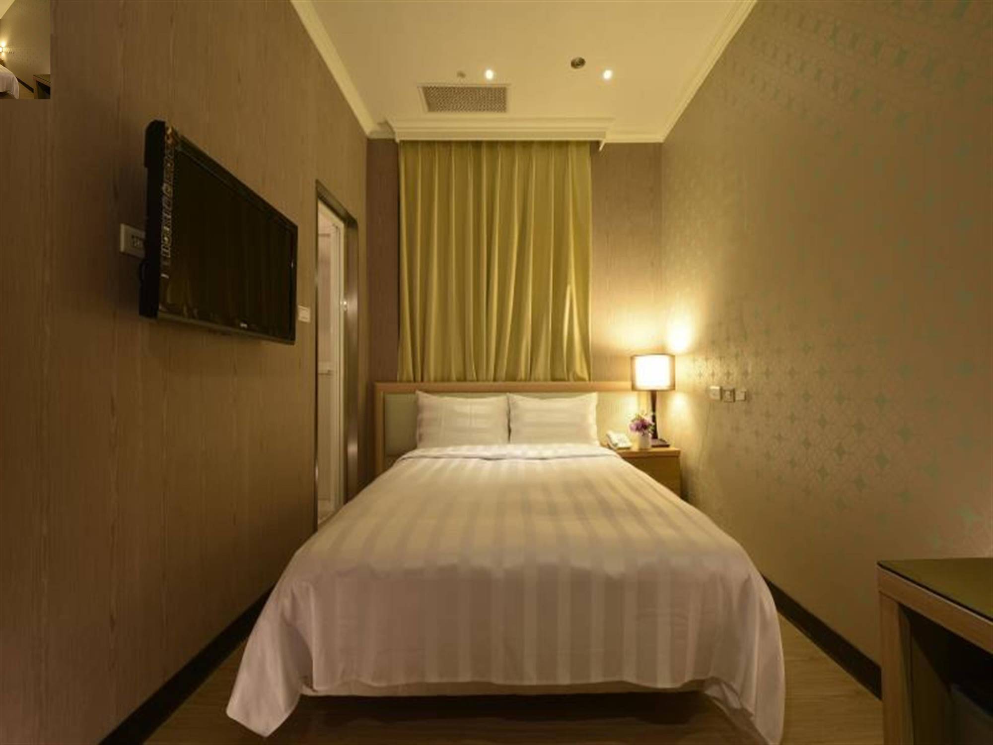 A casa Hotel Taoyuan Exterior foto